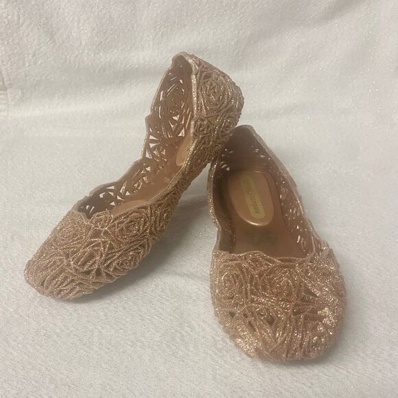 Mel by Melissa Other - Melissa + campana. Size 5 big girls